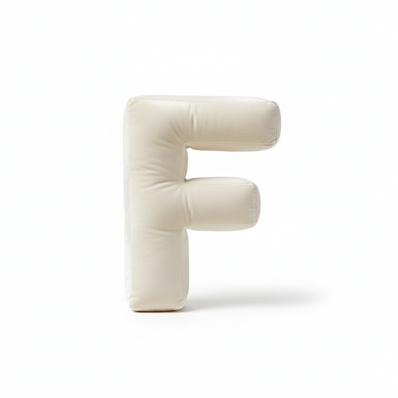 Rainbow Letters Premium Buchstabenkissen Off-White 40cm – 3D Samt