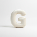 Rainbow Letters Premium Buchstabenkissen Off-White 40cm – 3D Samt