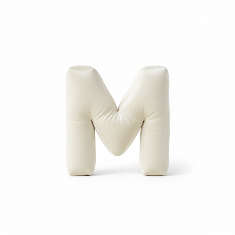 Rainbow Letters Premium Buchstabenkissen Off-White 40cm – 3D Samt