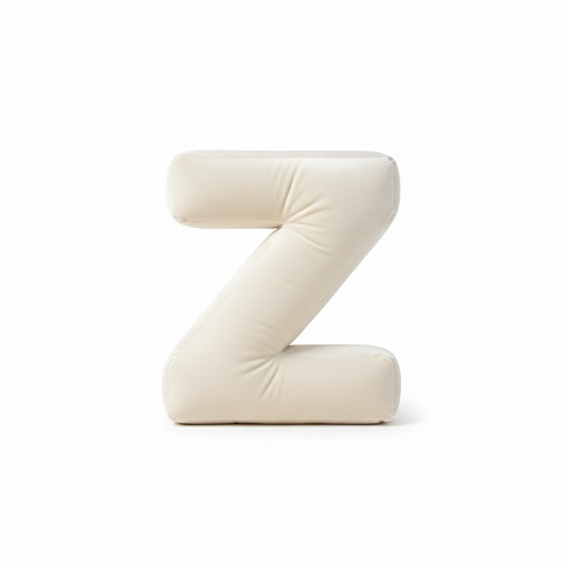 Rainbow Letters Premium Buchstabenkissen Off-White 40cm – 3D Samt